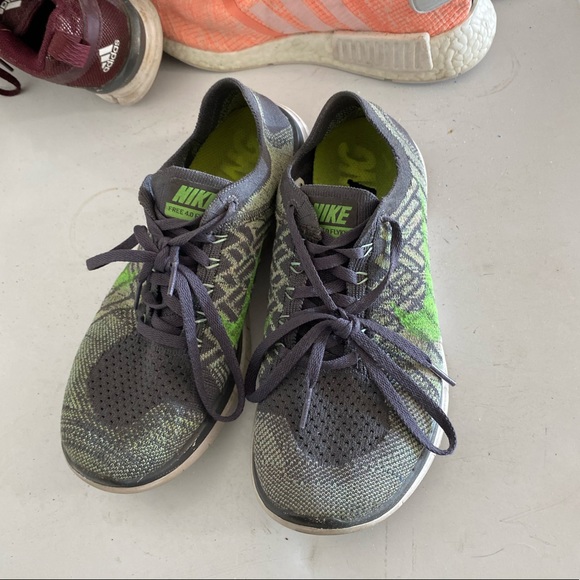 Nike Flyknit - Picture 2 of 4